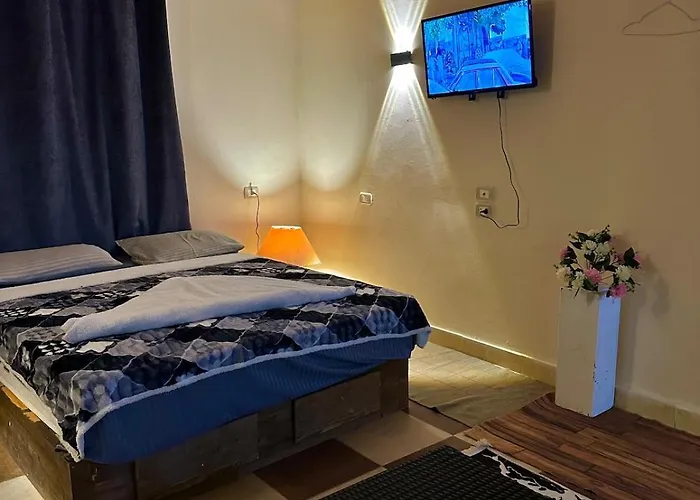 Shaleya In Al-aslah, Second Row Apartman